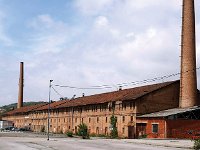 Press Sdp-a Zastita industrijske bastine Grada Zagreba 190519  Ciglana je radila gotovo 100 godina, sve do kraja 1990-ih kada je ostala raditi samo jedna peć sa smanjenim kapacitetom. Pogoni ciglane ugašeni su 2006., a poduzeće je 2011. prestalo s radom. Tvornicu su karakterizirala dva preostala dimnjaka od njih ukupno pet. Visina zapadnog dimnjaka bila je 49,8 m i unutarnjeg radijusa od 175 cm dok je visina istočnog dimnjaka bila 62,2 m i unutarnjeg radijusa od 278 cm. Visoki su dimnjaci uklonjeni (2021) jer je došlo do njihova oštećenja. Danas je kompleks zapušten s otvorenim pitanjem buduće izgradnje na tom prostoru, a dio se rabi kao skladišta i trgovine.
